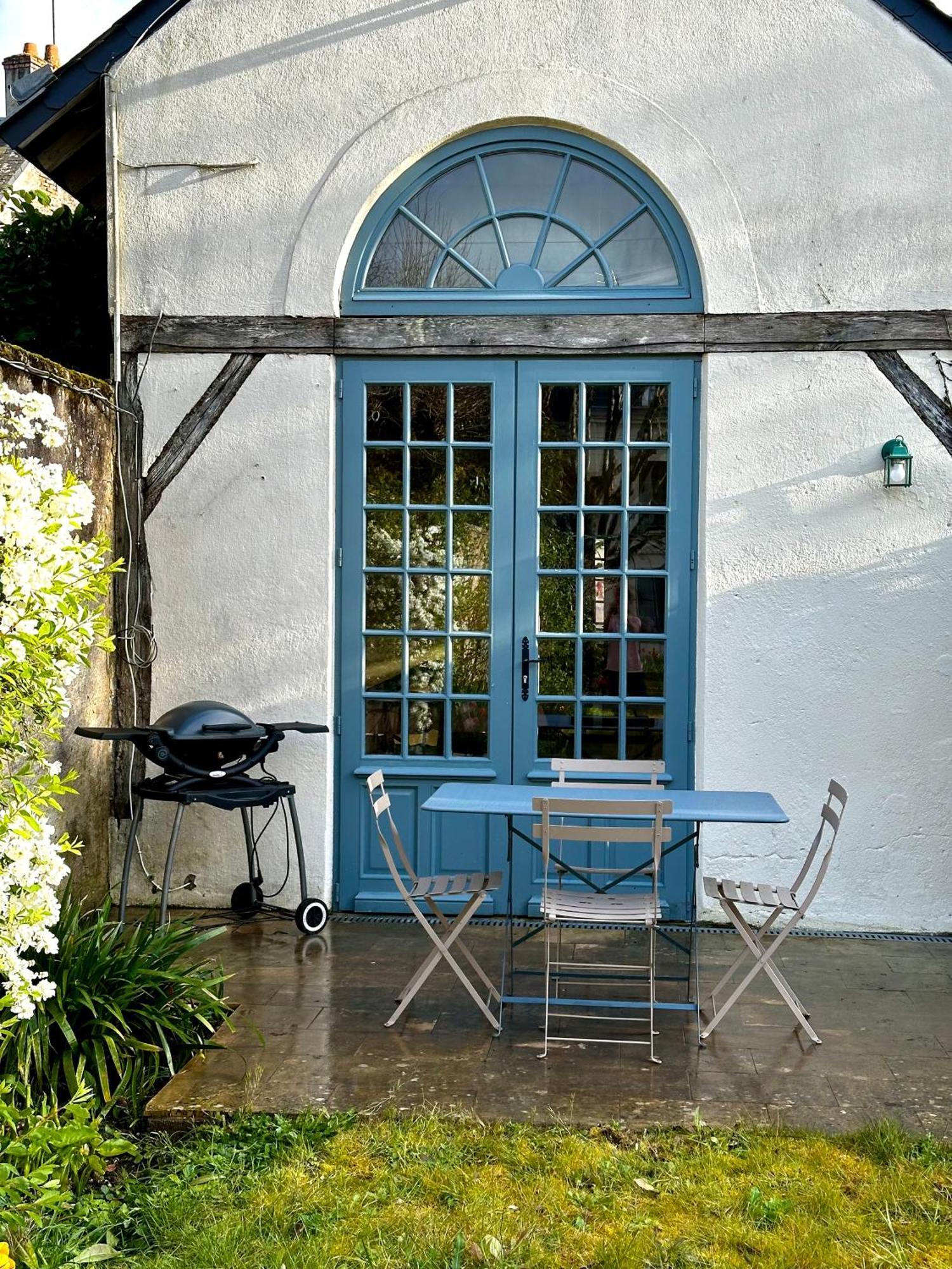 Le Vieux Manoir Villa Amboise Exterior photo
